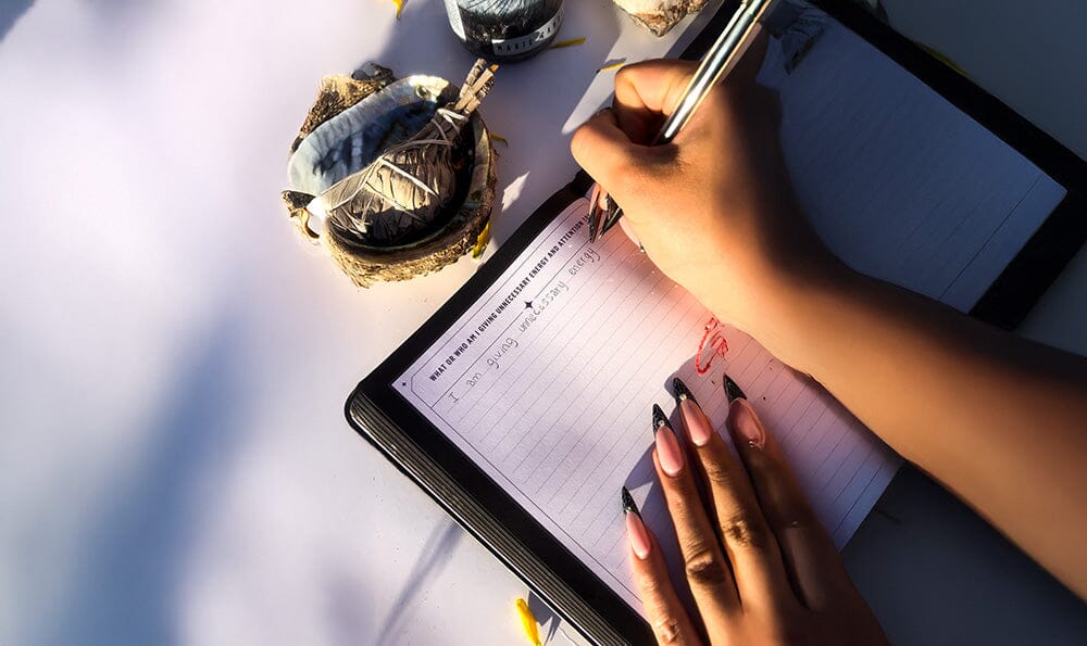 Inner Magic: A Journal For Tapping into Your Intuition Media -Book V245