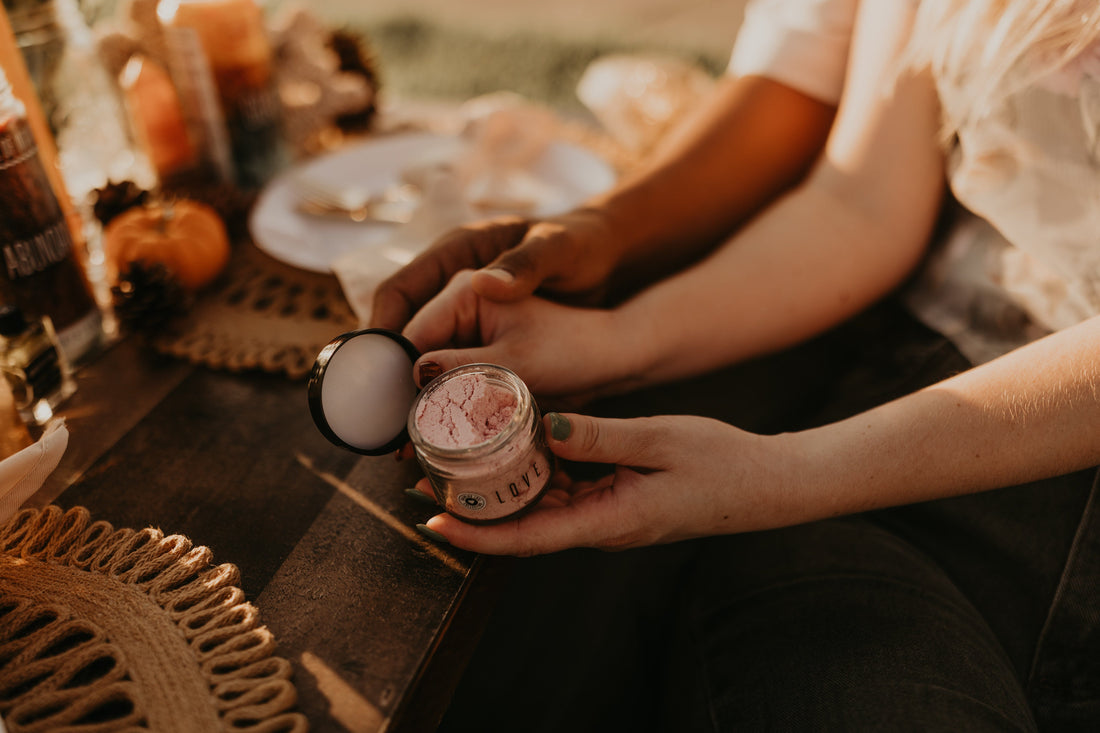 Love Magic Dusting Powder (VEGAN) Personal Care -Dusting Powder V50