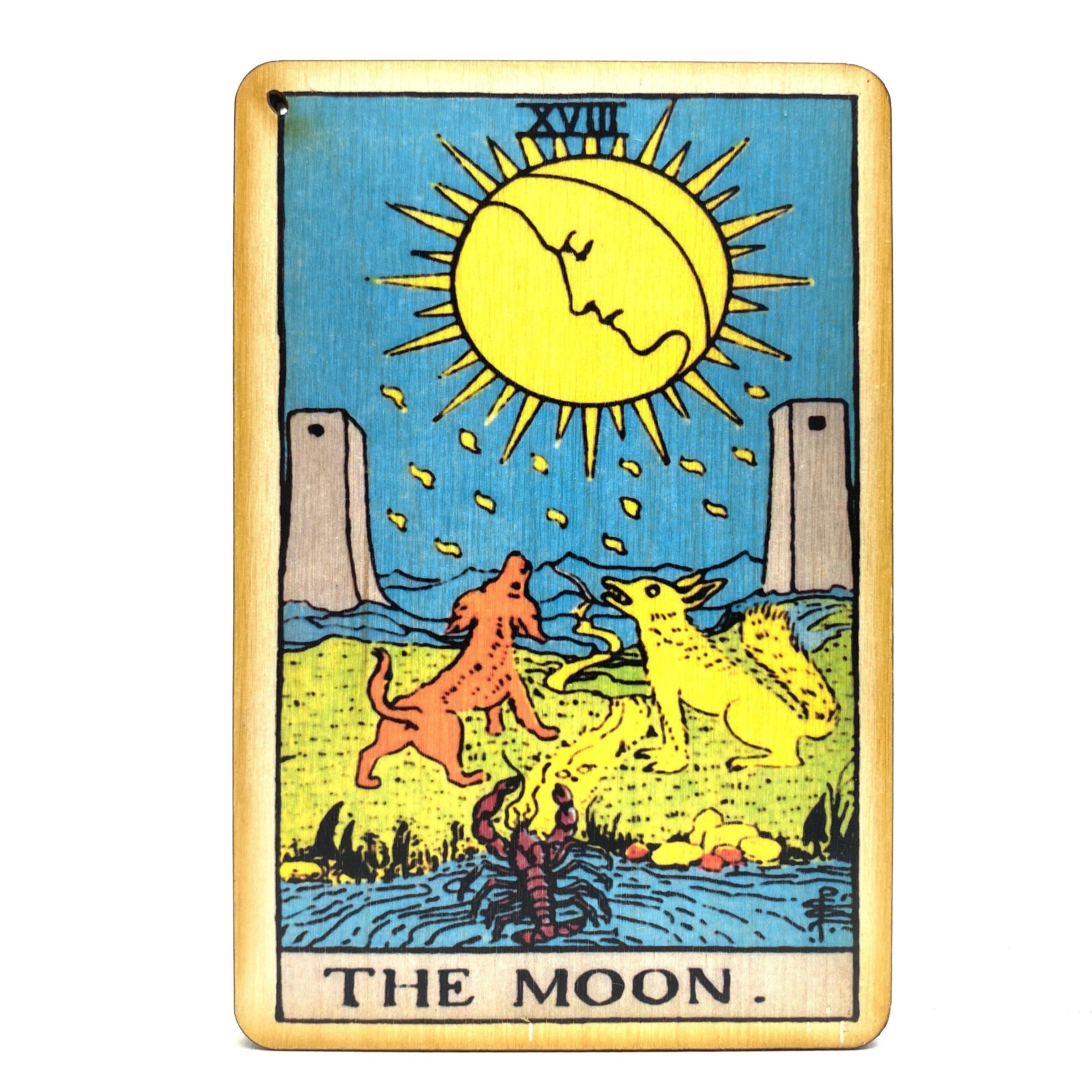 Tarot Cards The Moon tarot-cards-the-moon