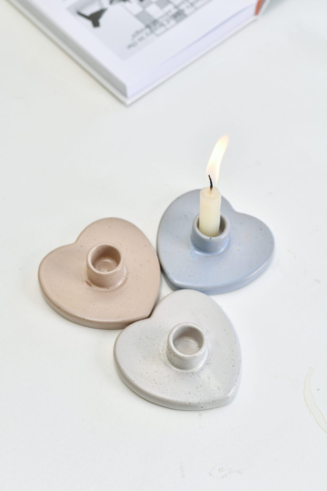 Beige Ceramic Heart Shaped Palo Santo Burner V580 